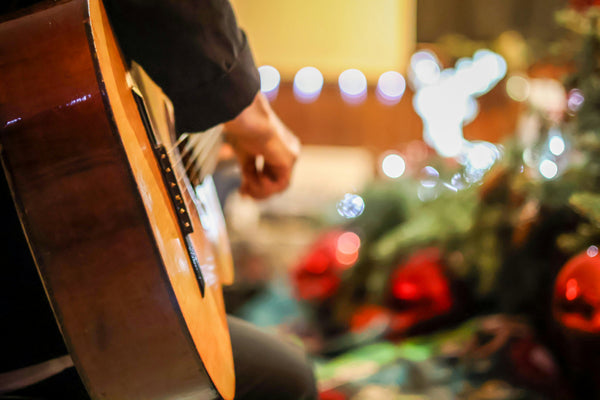 Saturday Live: Acoustic Covers